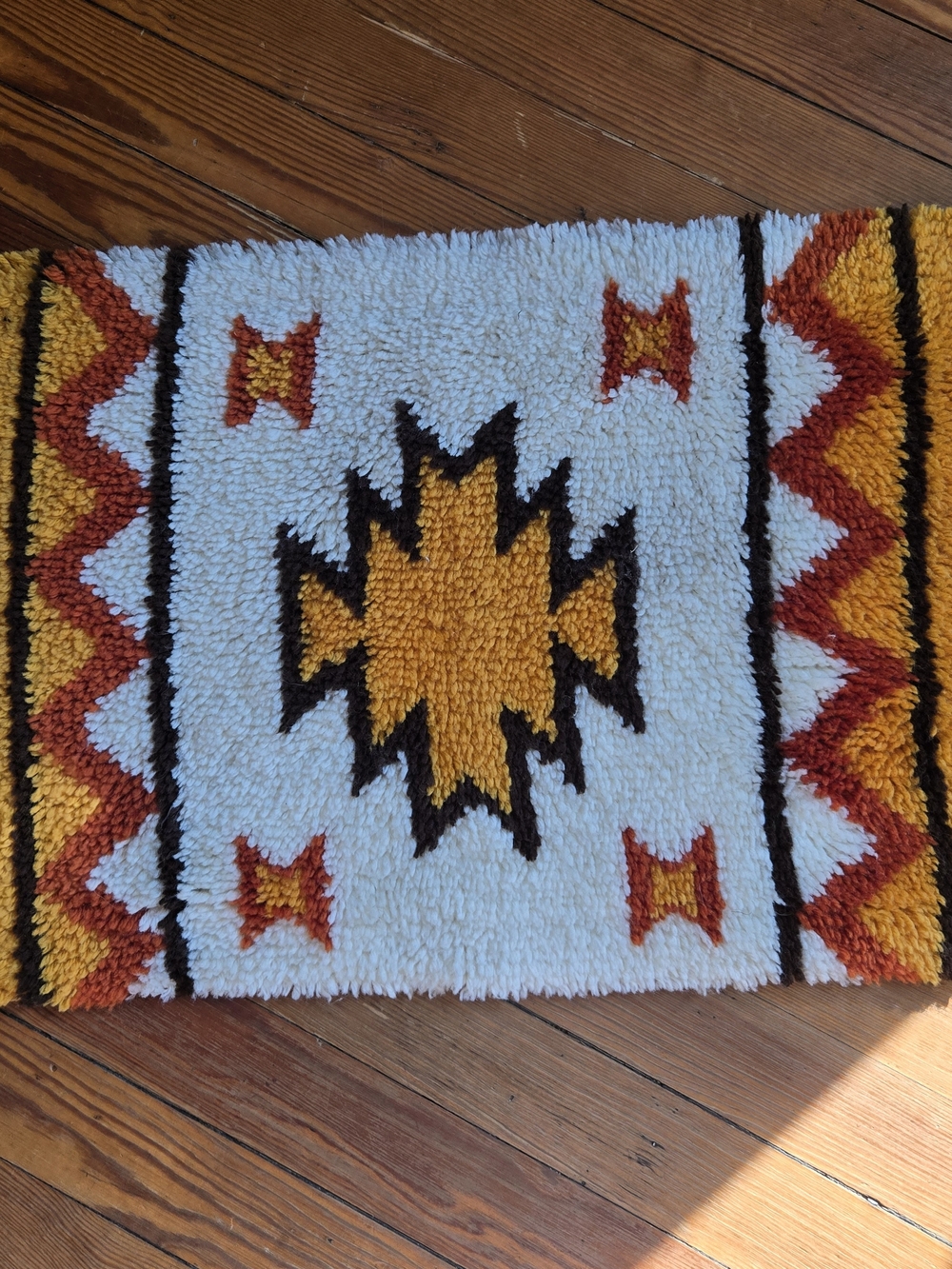 Vintage 70s Latch Hook Aztec Southwestern Wall Hanging Retro Geometric